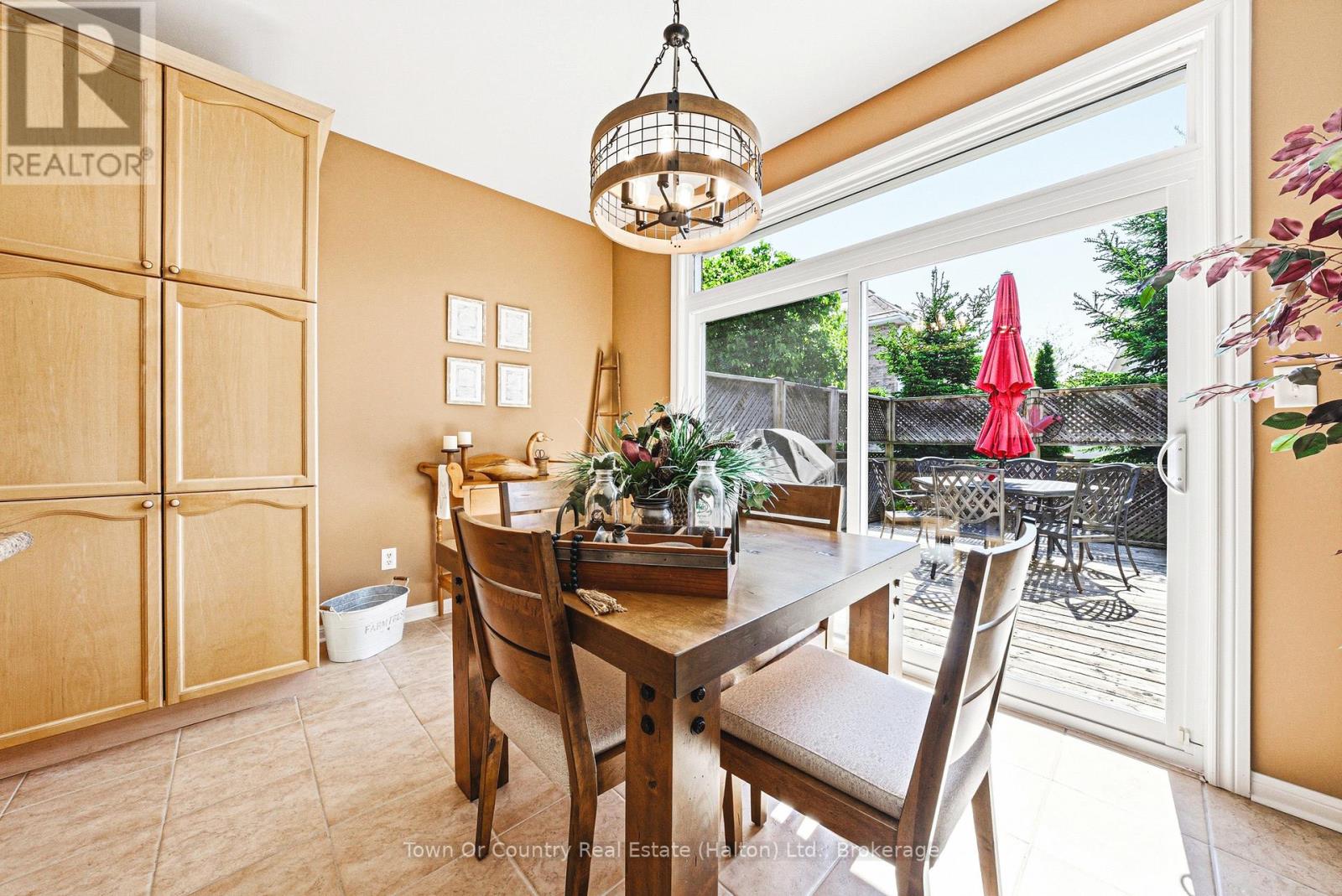 1588 RAMSHAW CRESCENT - 12