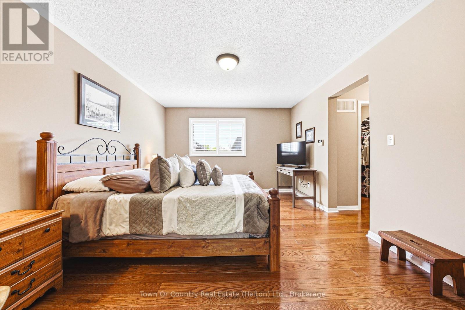 1588 RAMSHAW CRESCENT - 21