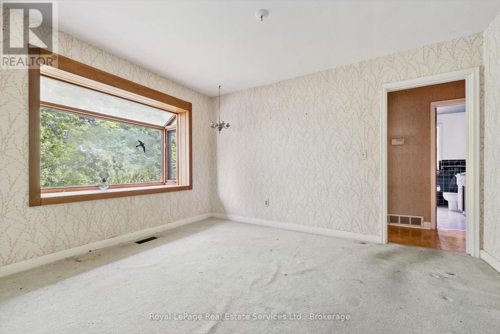 1118 MELVIN AVENUE - 18