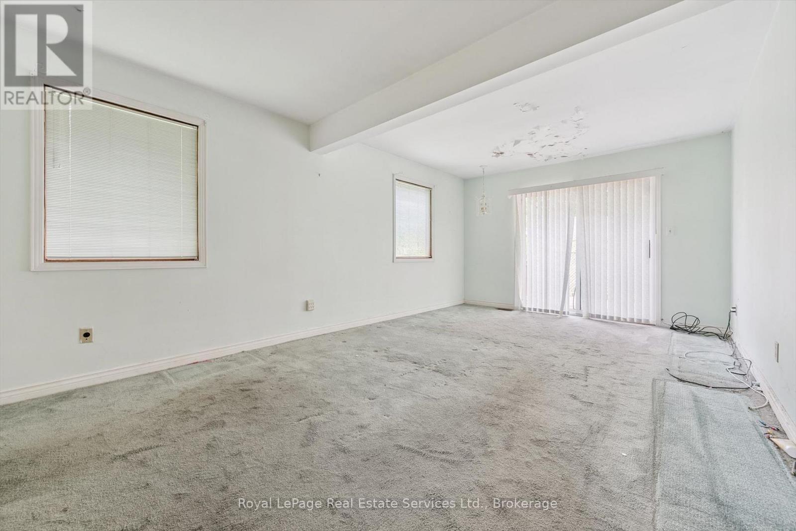 1118 MELVIN AVENUE - 21
