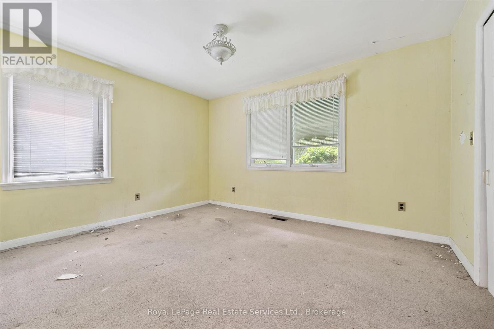 1118 MELVIN AVENUE - 23