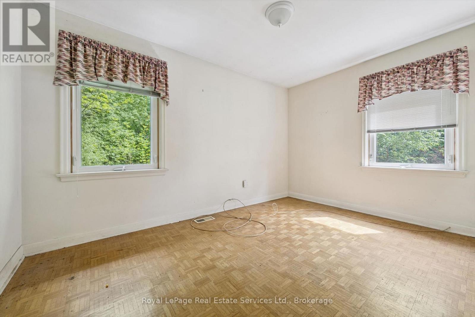 1118 MELVIN AVENUE - 24
