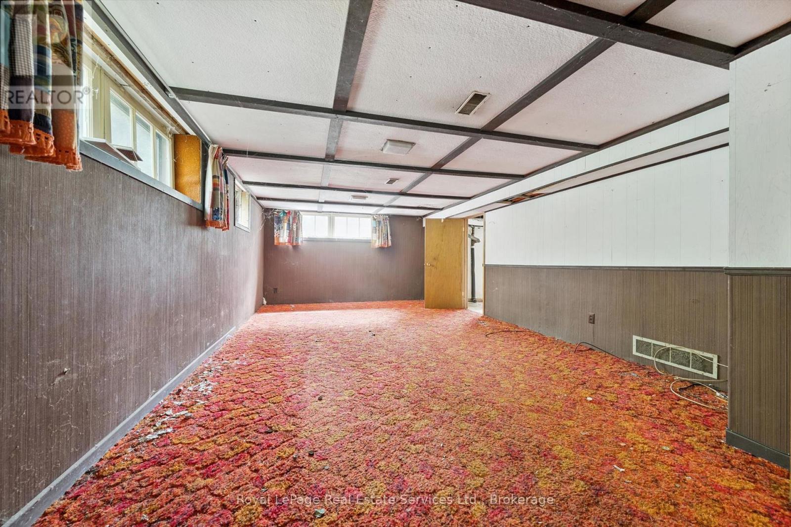 1118 MELVIN AVENUE - 26