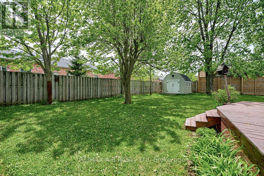 815 O'LOANE AVENUE - 35