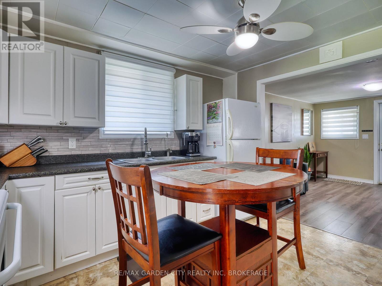 73 HARRIET STREET - 14