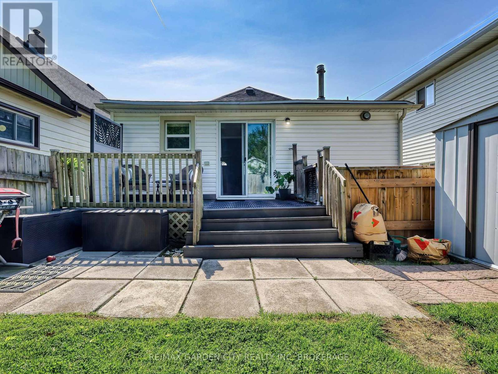 73 HARRIET STREET - 30
