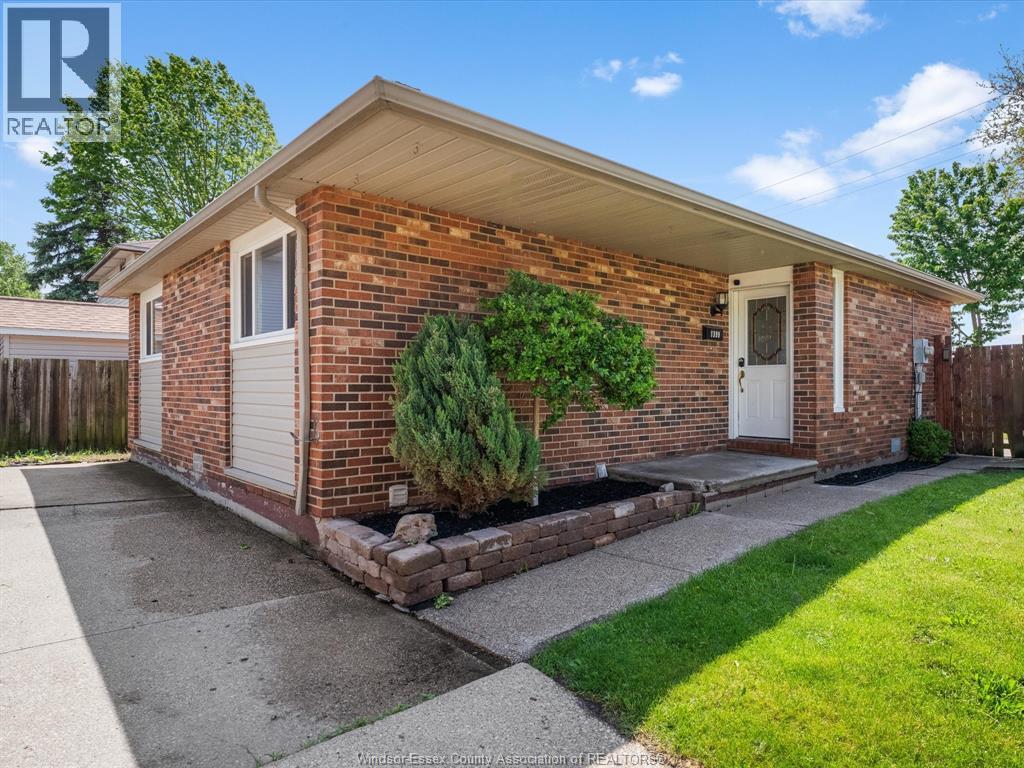 1399 COPPERFIELD PLACE - 2