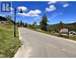 445 Copper Road, Rossland, BC V0G1Y0 Photo 8
