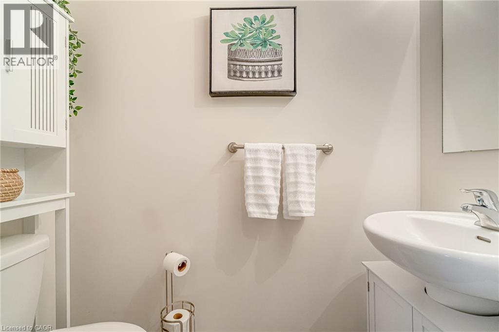 26 HISCOTT Drive, Waterdown, Ontario, L8B0A3 — Photo 27