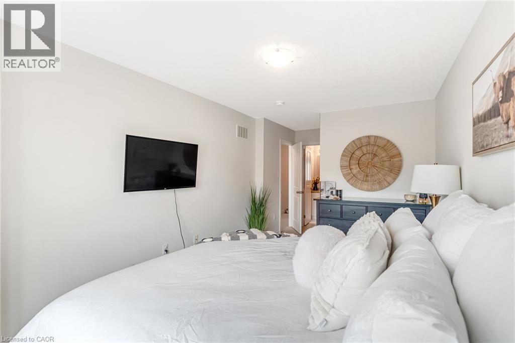 26 HISCOTT Drive, Waterdown, Ontario, L8B0A3 — Photo 28