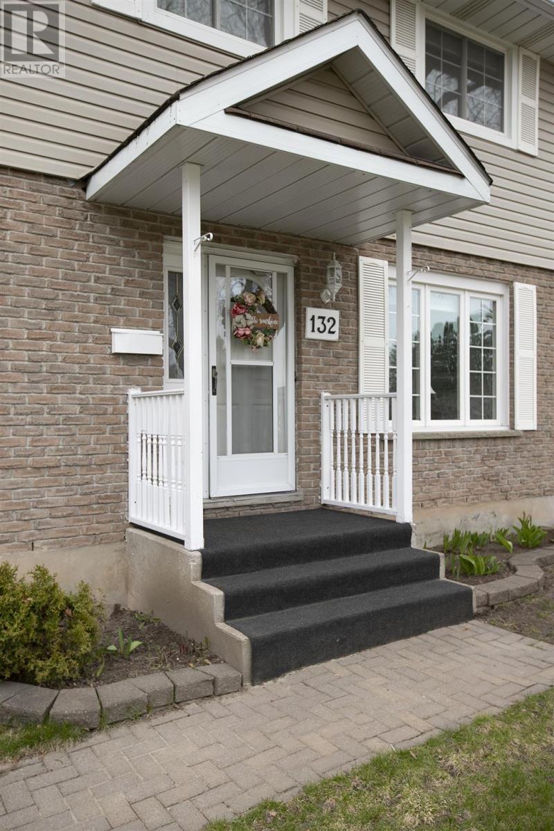 132 Glen AVE, Sault Ste. Marie, Ontario, P6A5E2 — Photo 6