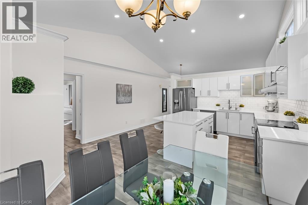 7032 KELLY Drive - 20