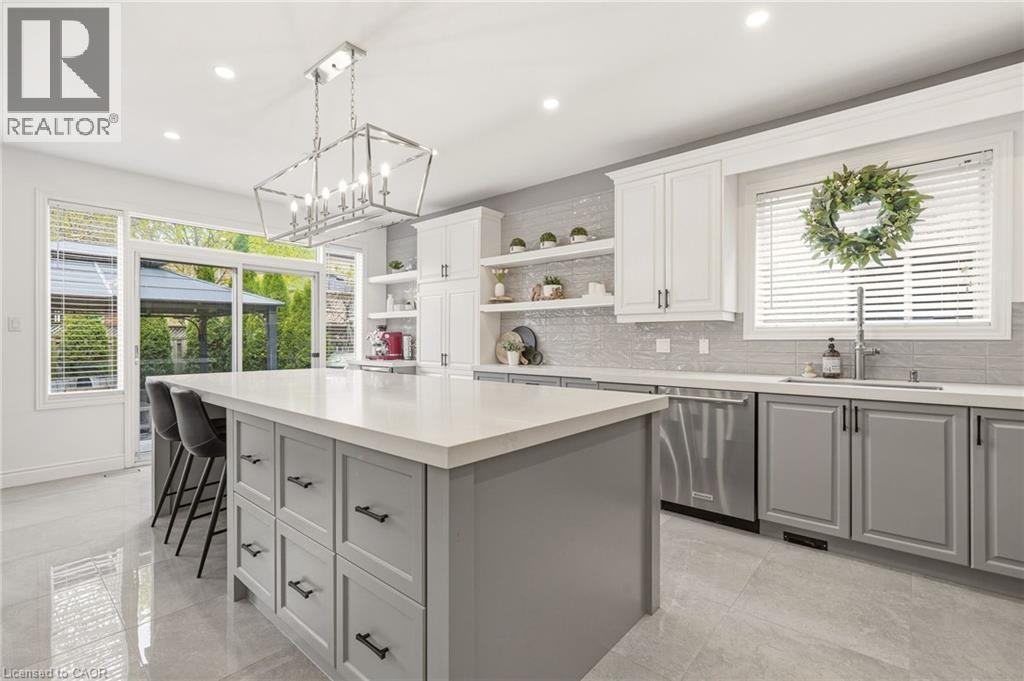 1379 LIVERPOOL Street - 12