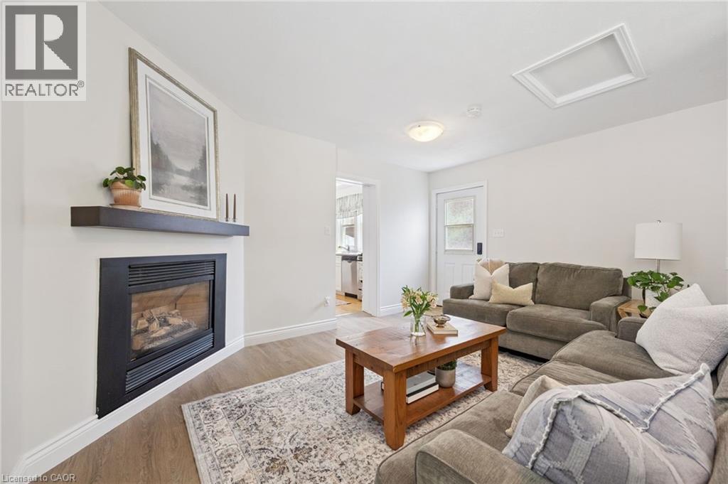 793 BELMONT Avenue W - 17