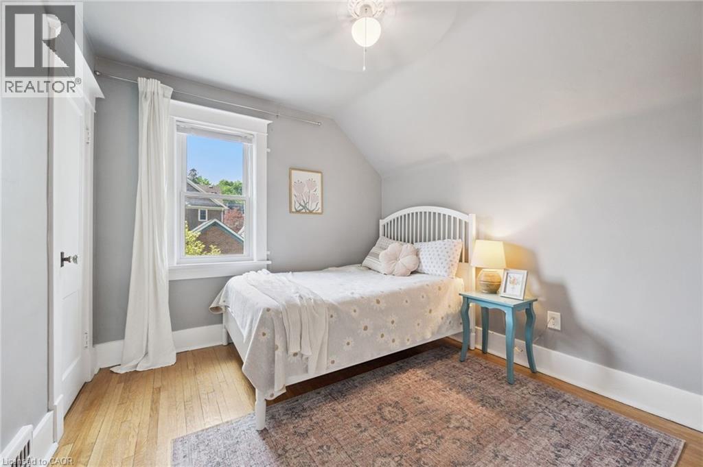 793 BELMONT Avenue W - 26