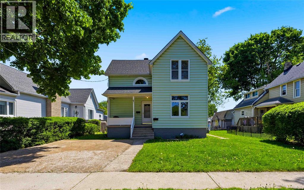 394 Palmerston STREET South - 1