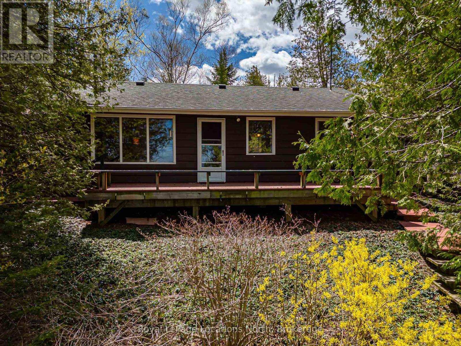 151 CAMERON STREET - 4
