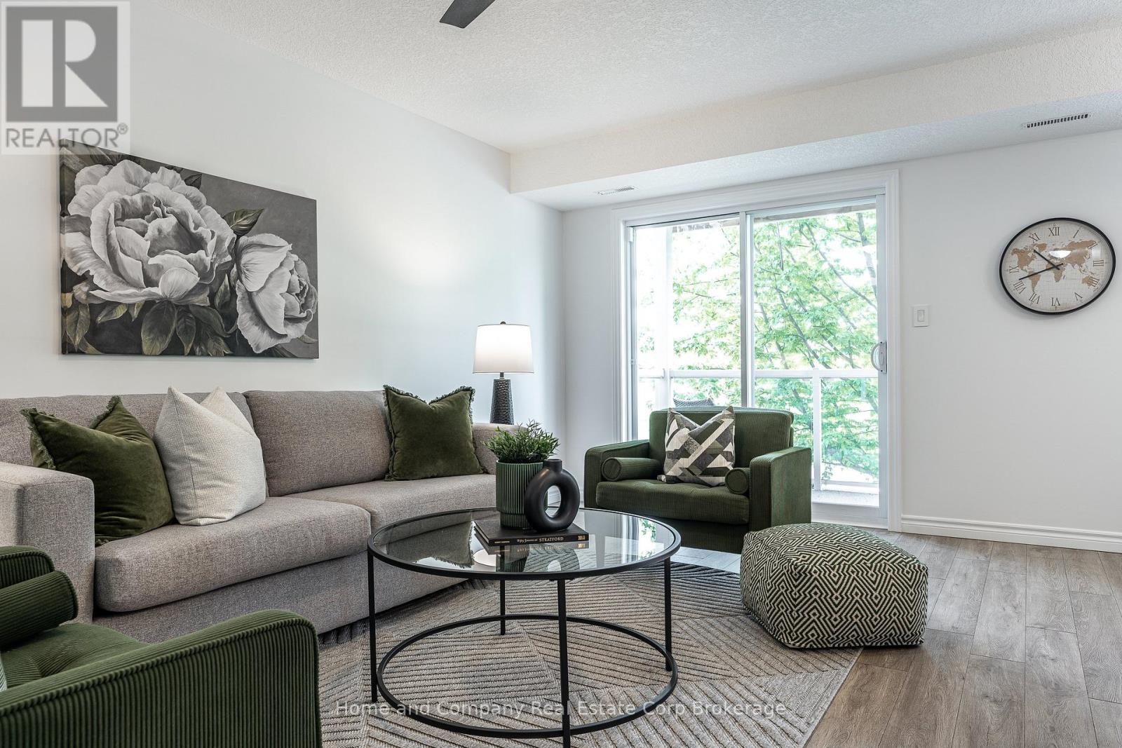 #4 148 BORDEN STREET - Image 3