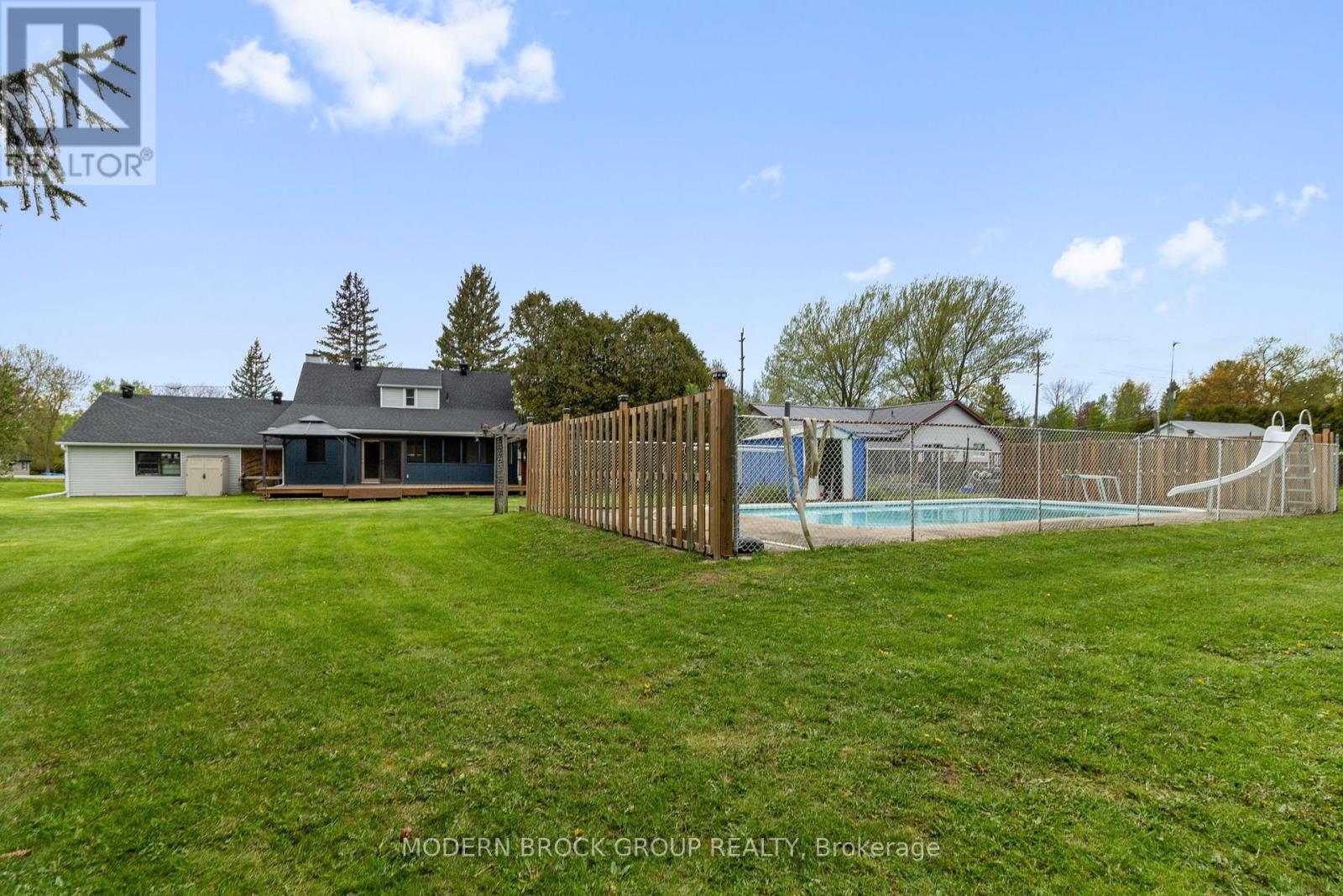 1055 COUNTY ROAD 15 ROAD - 36