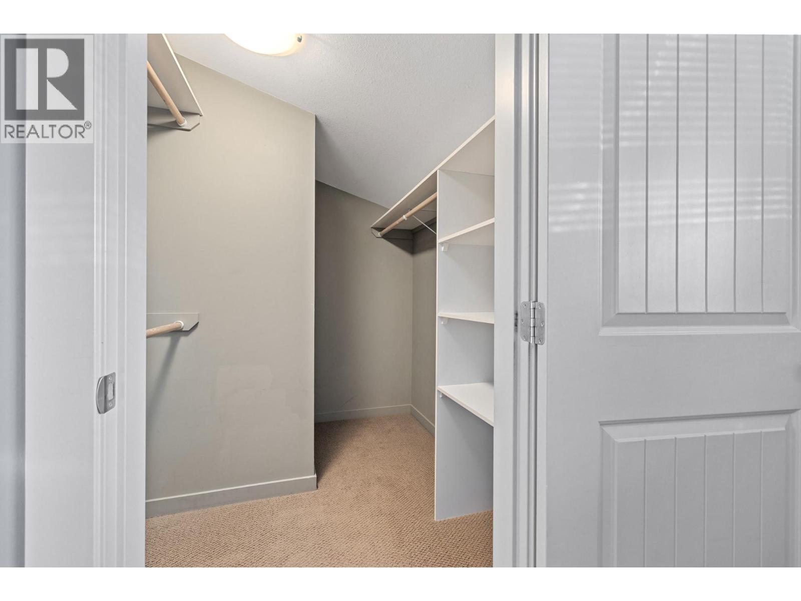 #2 146 McCurdy Road - 10