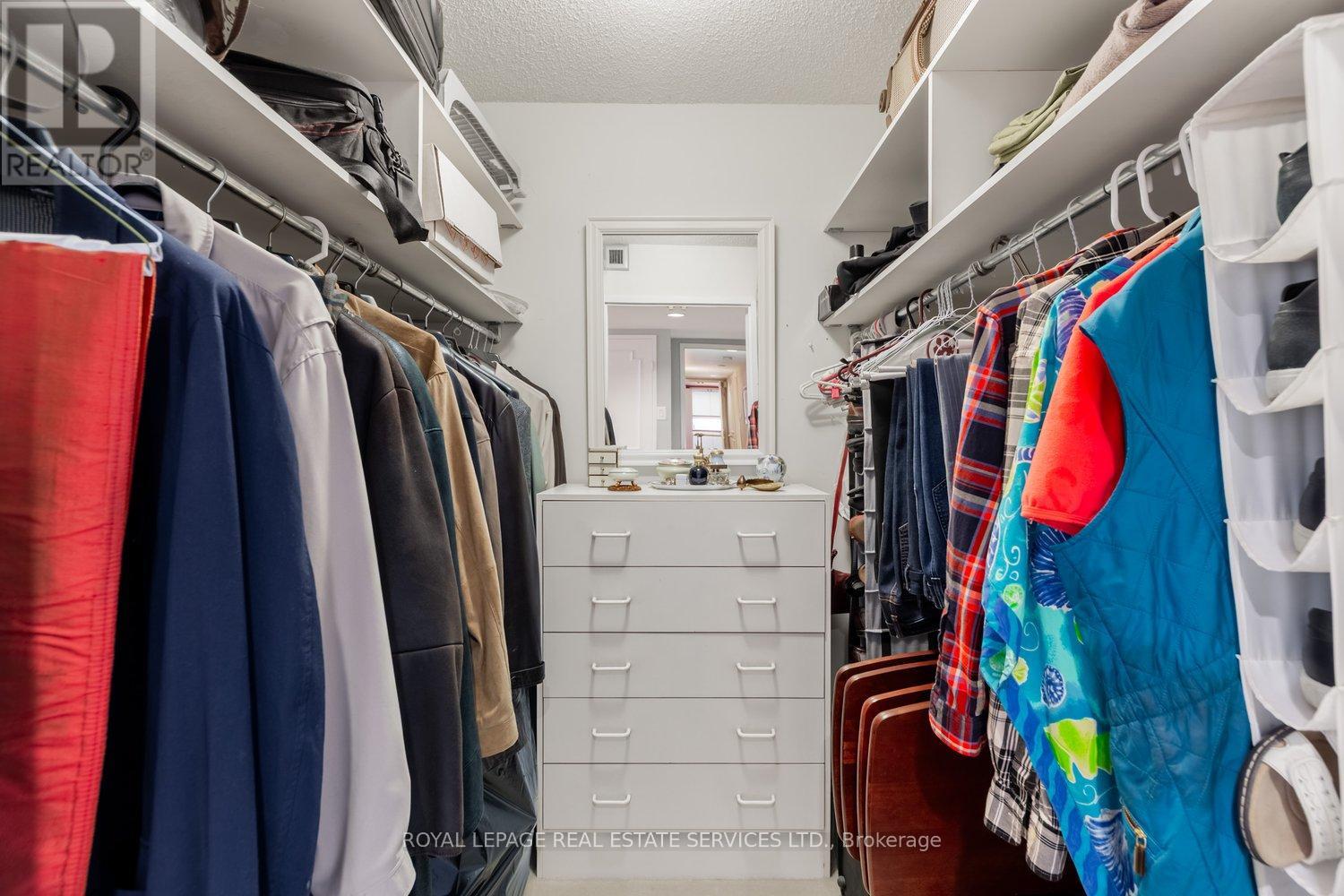 #403 900 YONGE STREET - 21