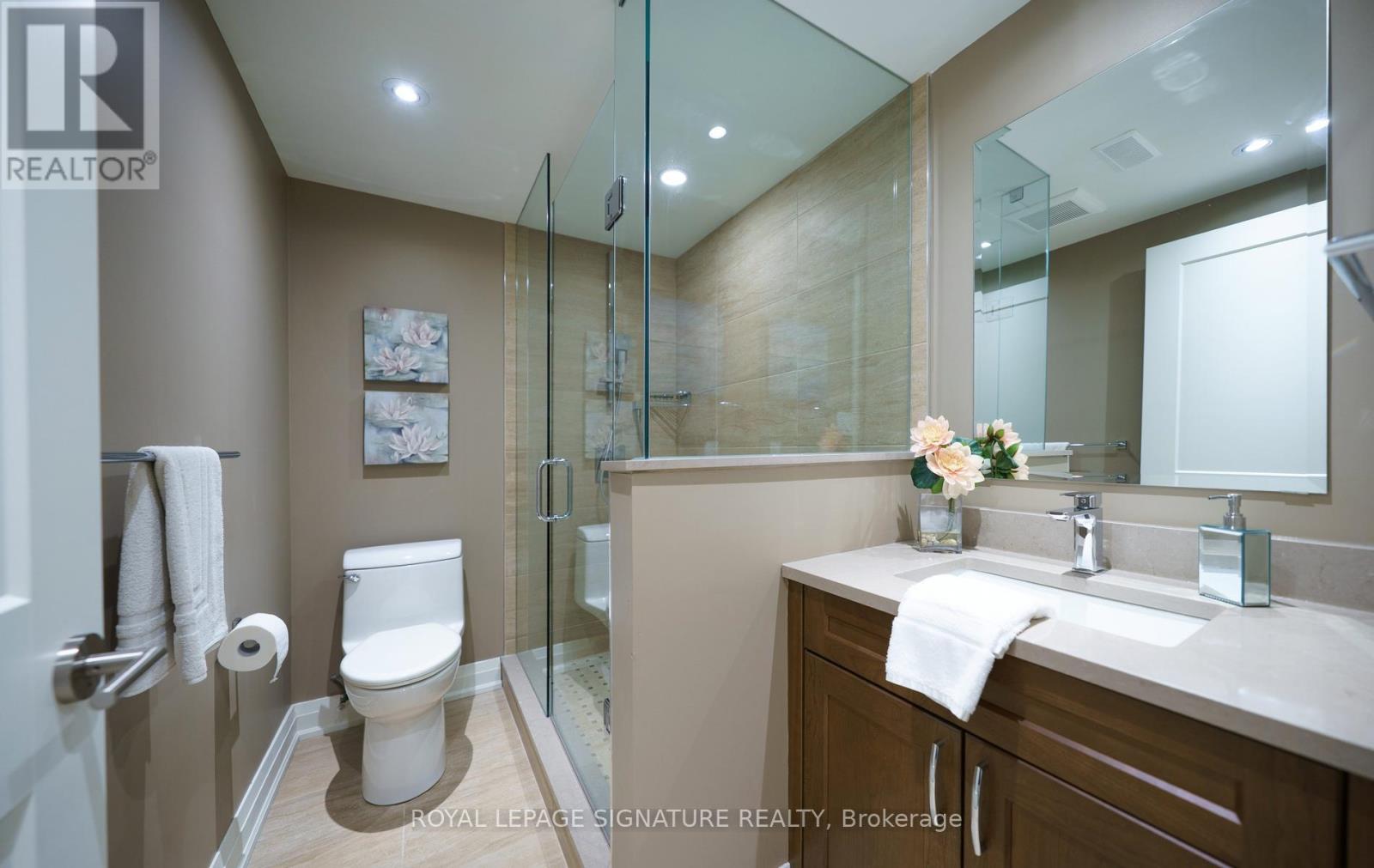 12 ABBEYWOOD TRAIL - 33