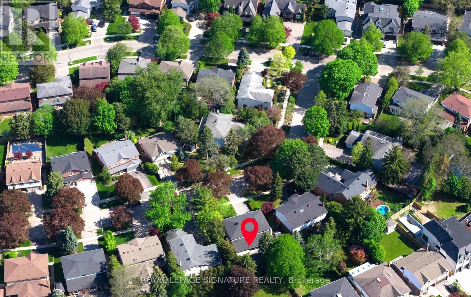 12 ABBEYWOOD TRAIL - 46