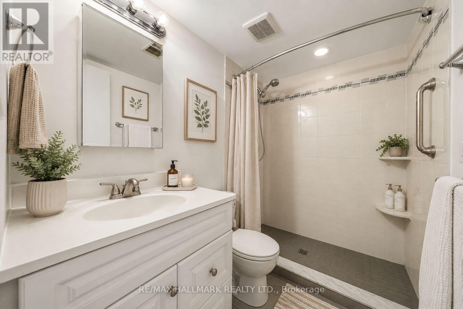 #3112 40 HOMEWOOD AVENUE - 14