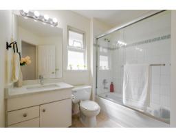 18162 69 Avenue, Surrey, BC V3S9C7 Photo 13