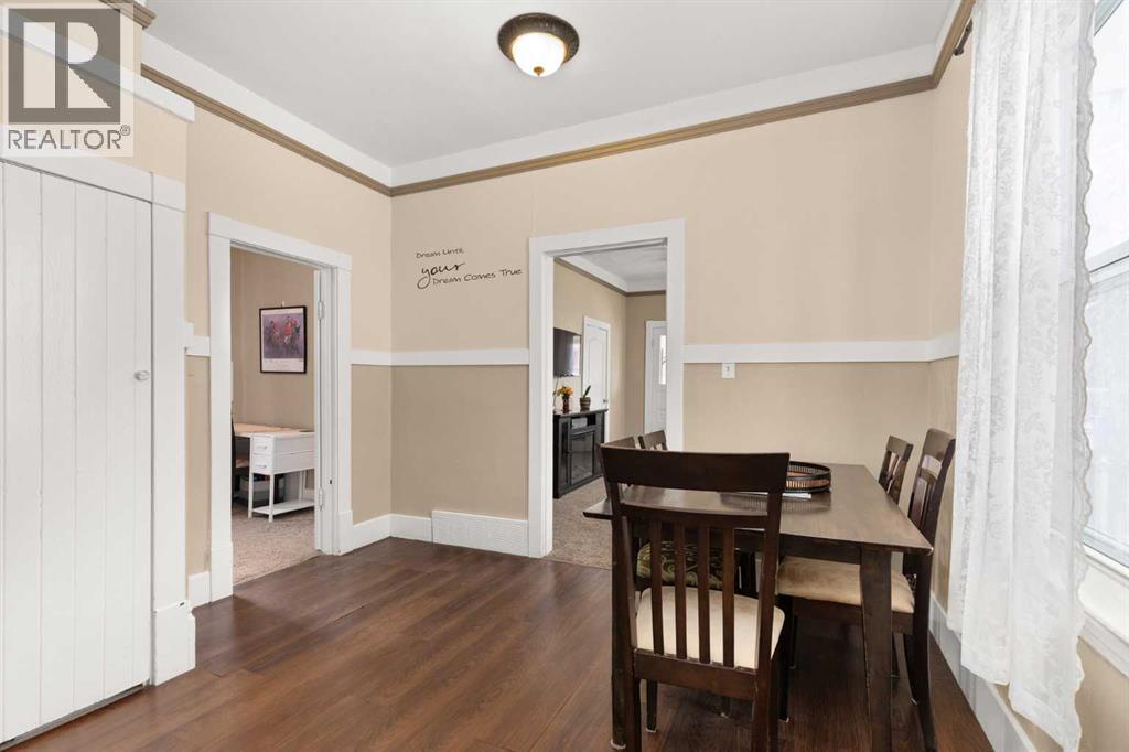 946 Queen Street SE - 10