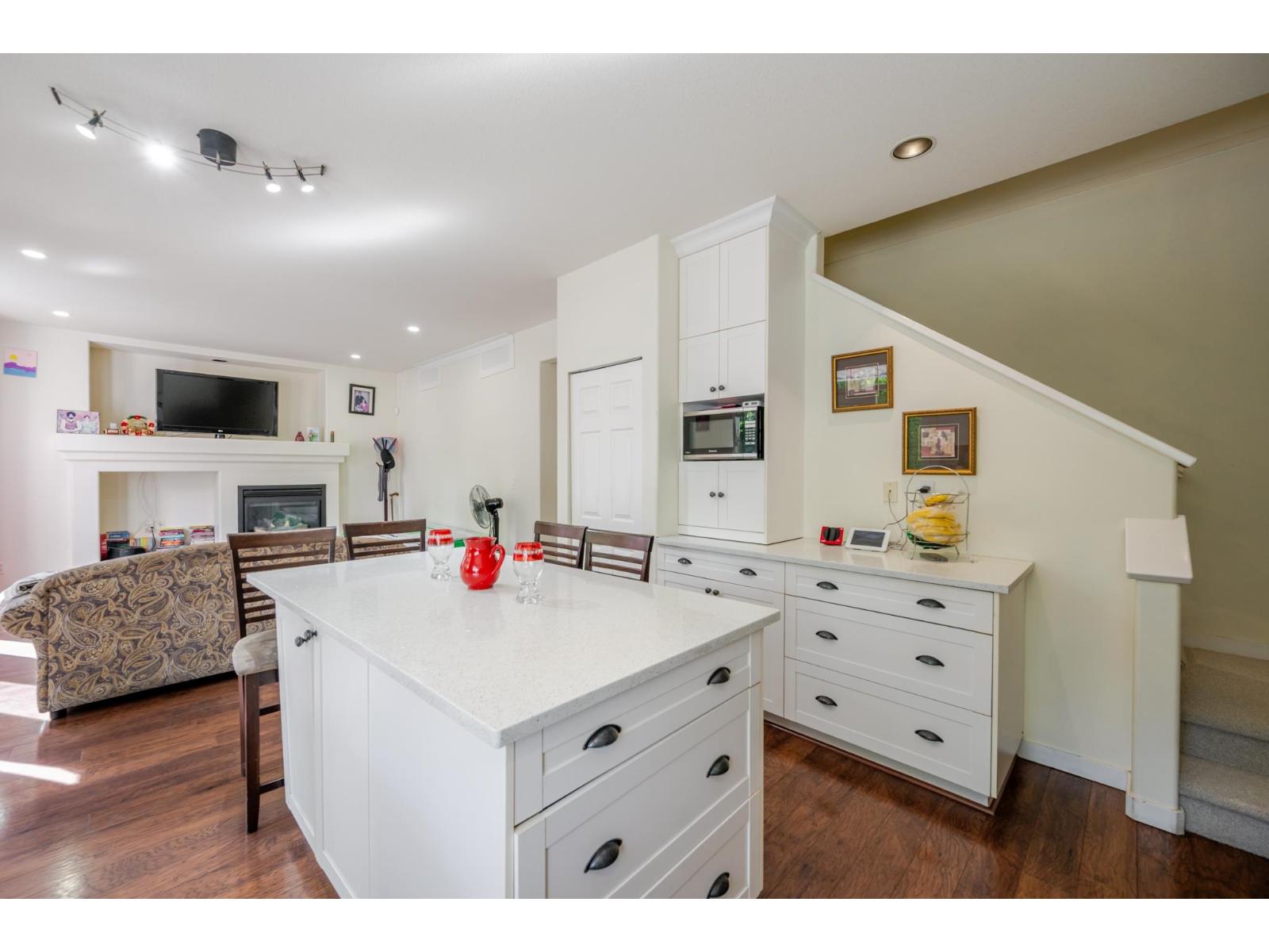7 Bed, 5 Bath House for Sale in Surrey – 18162 69 AVENUE, Surrey – MLS# R3124308 - Image 16