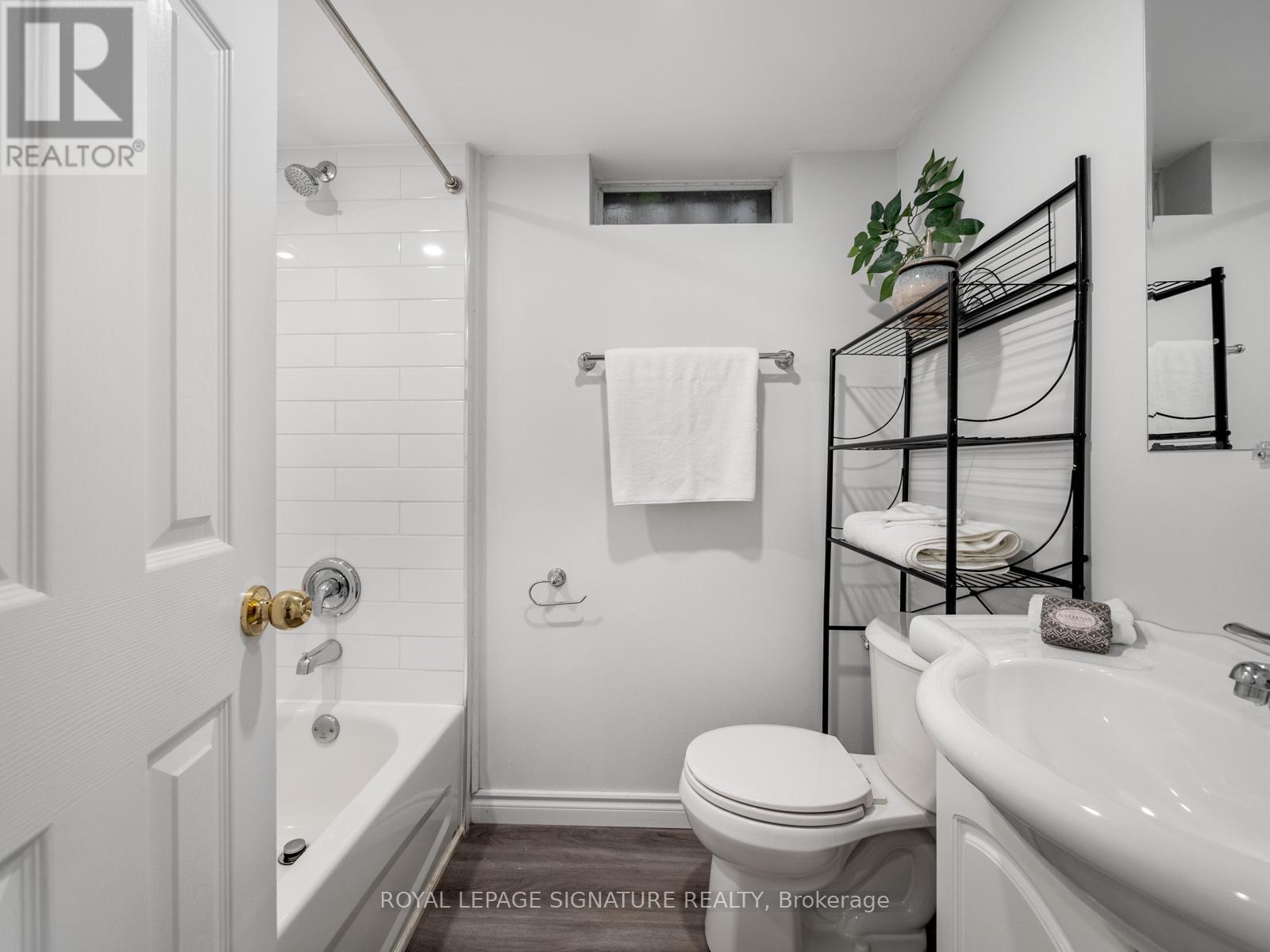 31 BIRCHARD STREET - 32