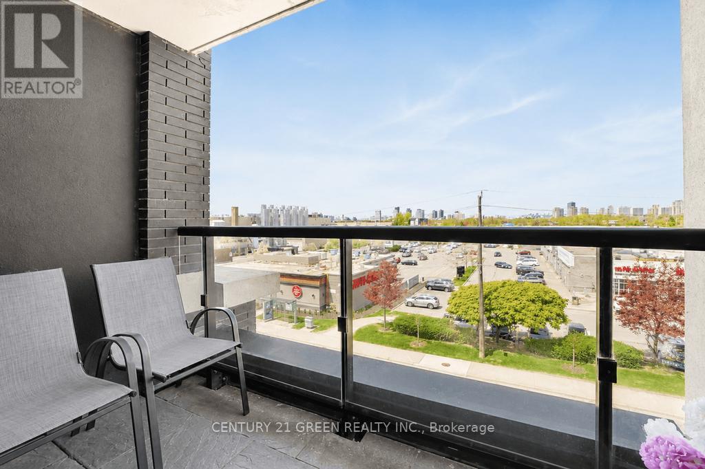 #415 1401 O'CONNOR DRIVE - 19