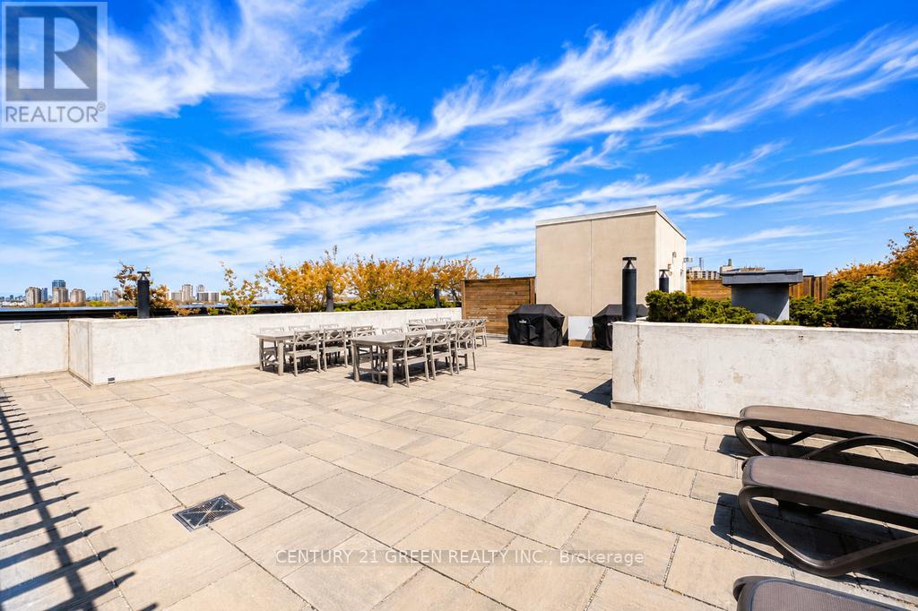 #415 1401 O'CONNOR DRIVE - 27