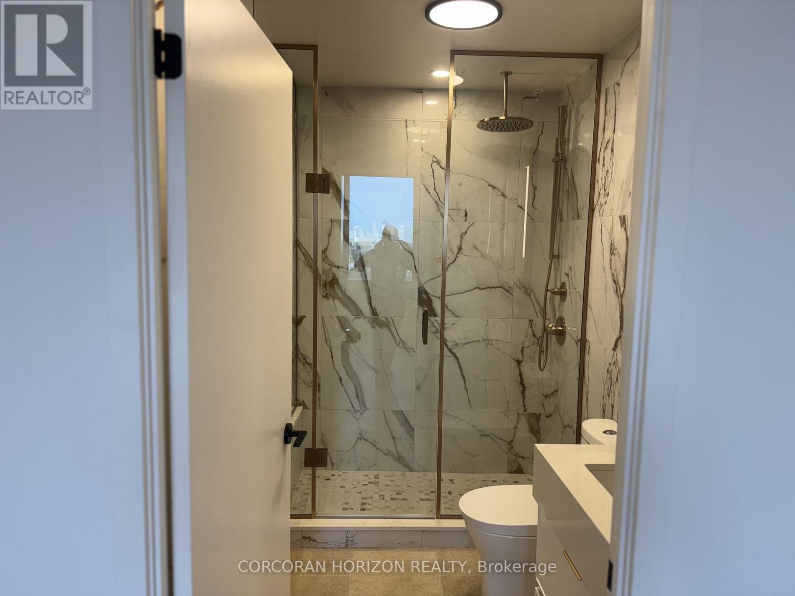 #819 1050 EASTERN AVENUE - 12