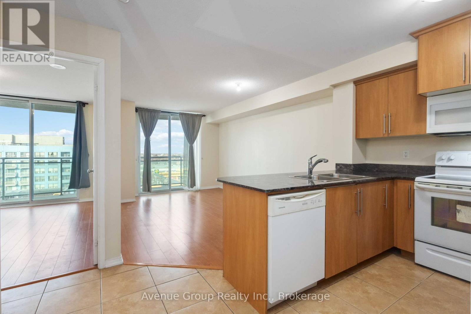 Listing photo of 9K - 6 ROSEBANK DRIVE