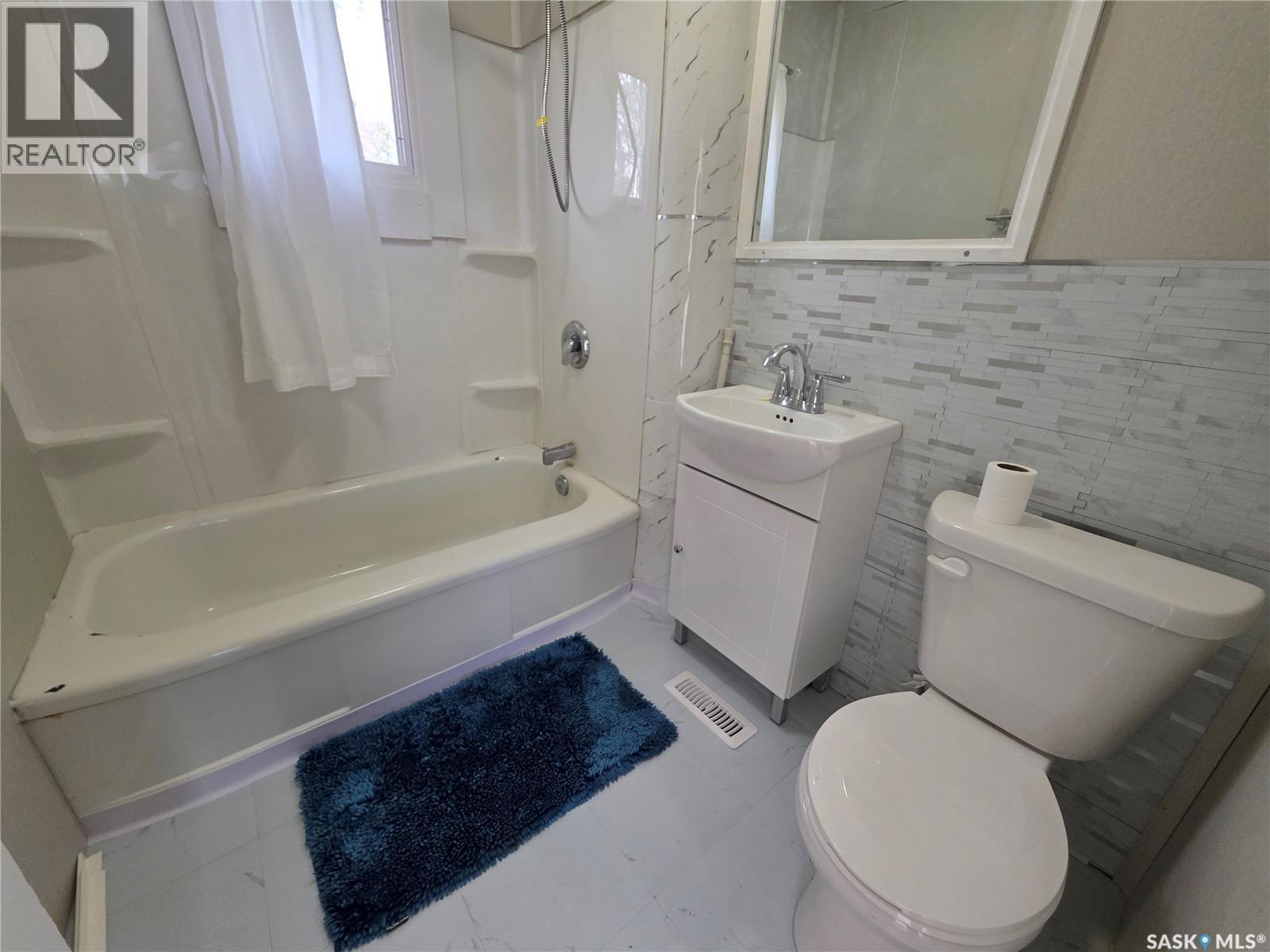 478 3rd AVENUE NW - 12