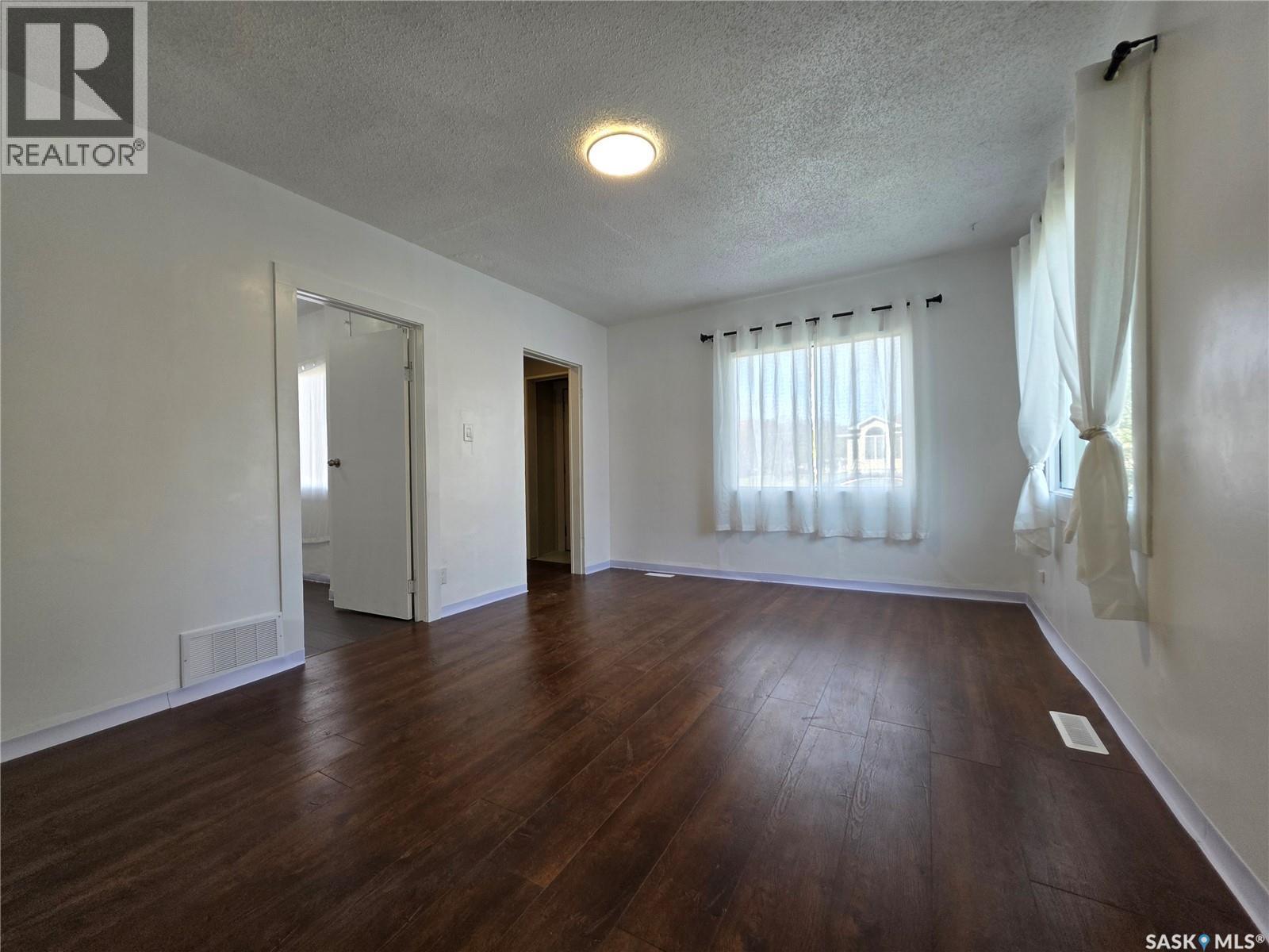 478 3rd AVENUE NW - 4