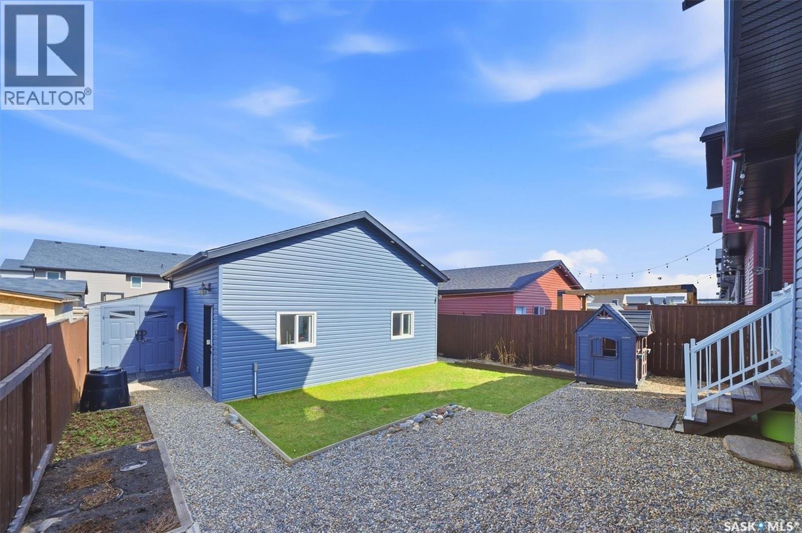 530 Maple CRESCENT - 42