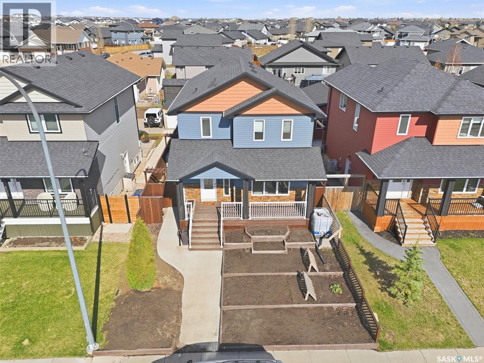 530 Maple CRESCENT - 49