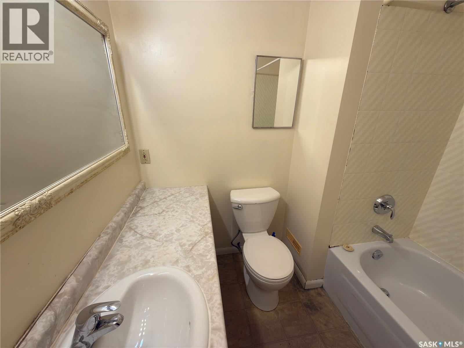 233 23rd STREET W - 13