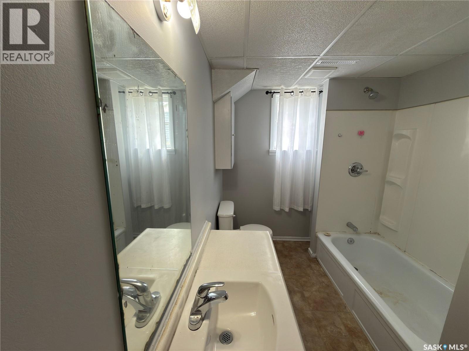 233 23rd STREET W - 21