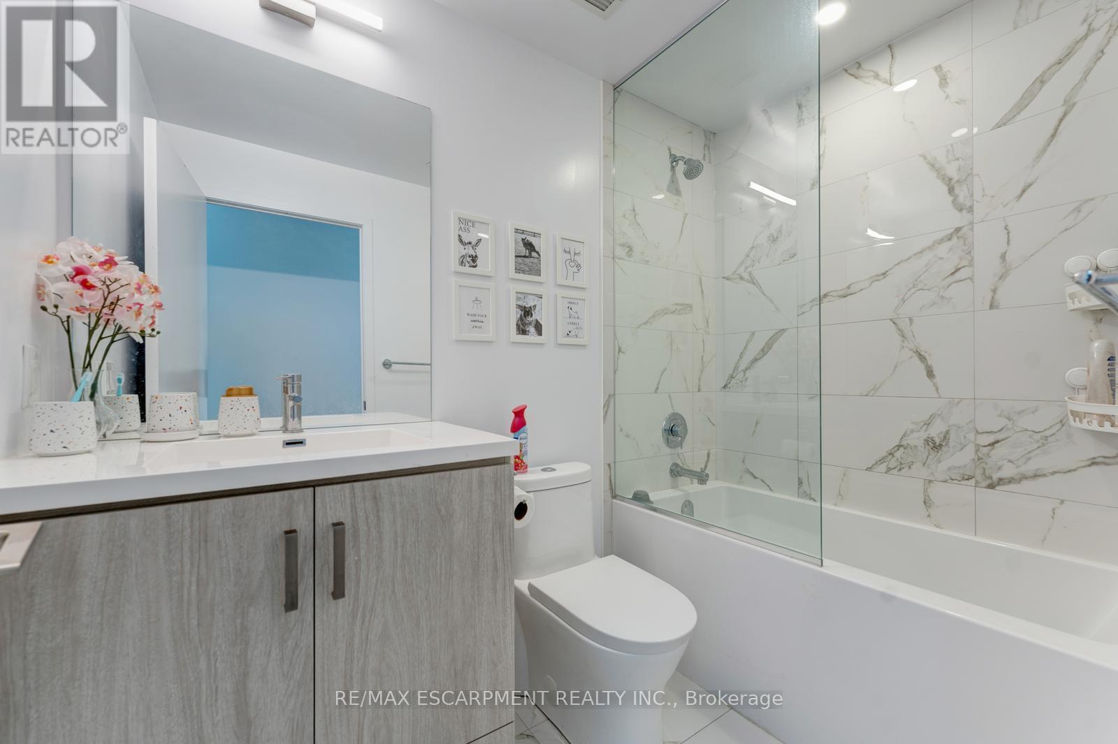 #1120 10 HONEYCRISP CRESCENT - 17