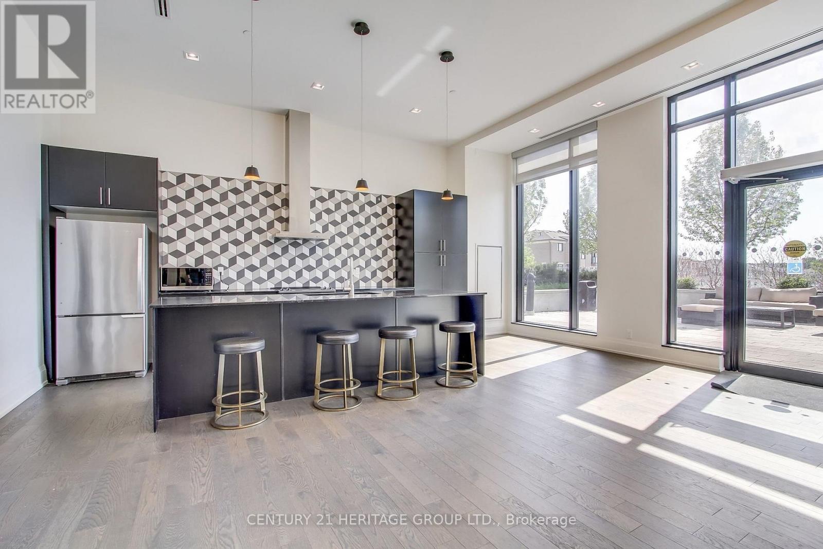 #250 555 WILLIAM GRAHAM DRIVE - 26