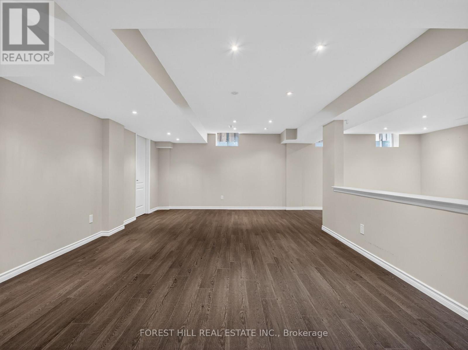 22 MCCOMBE LANE - 37