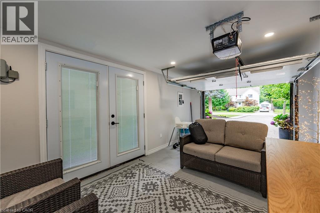 1390 HALIFAX Place, Burlington, Ontario, L7S1J6 — Photo 3