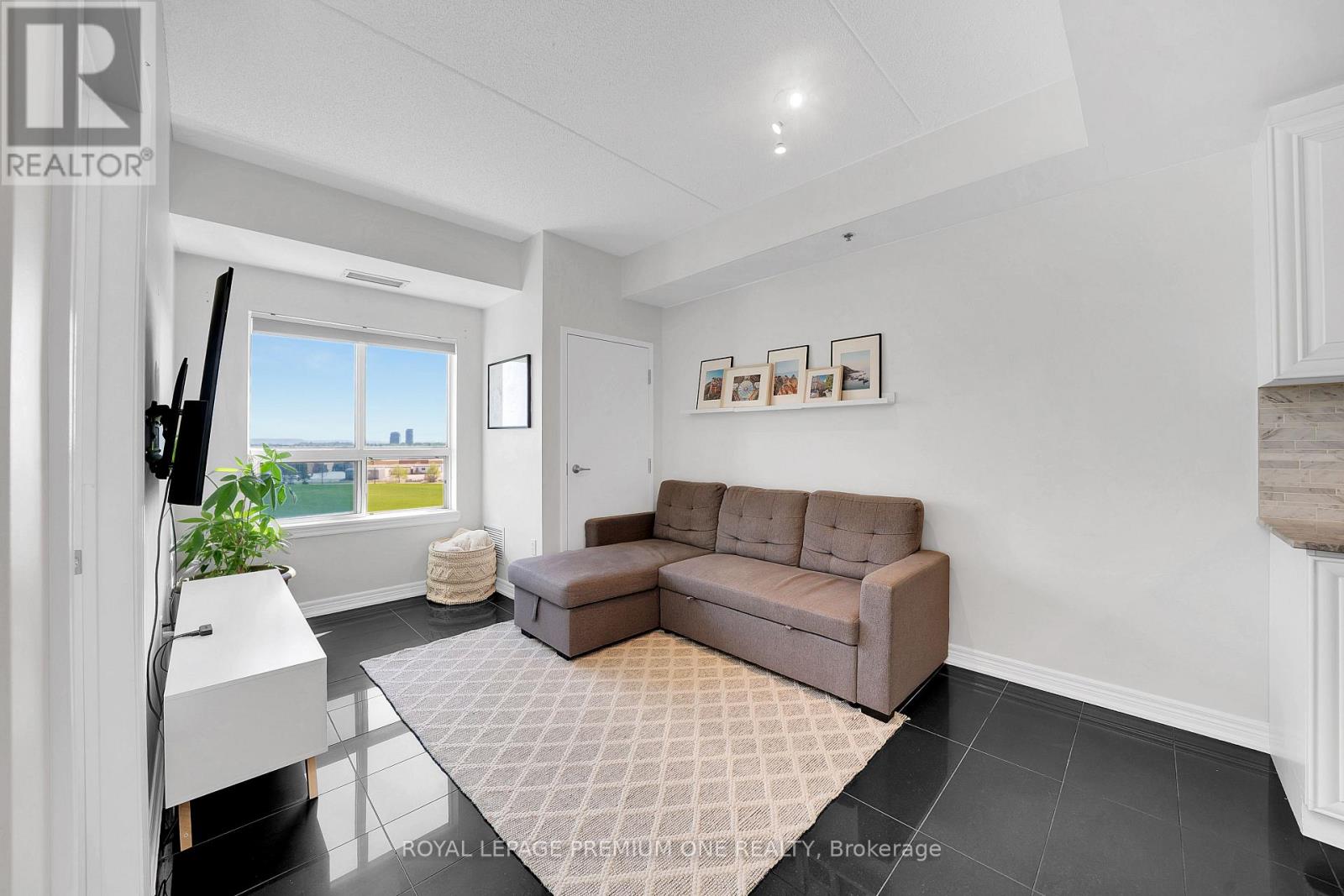 #508 1419 COSTIGAN ROAD - 2