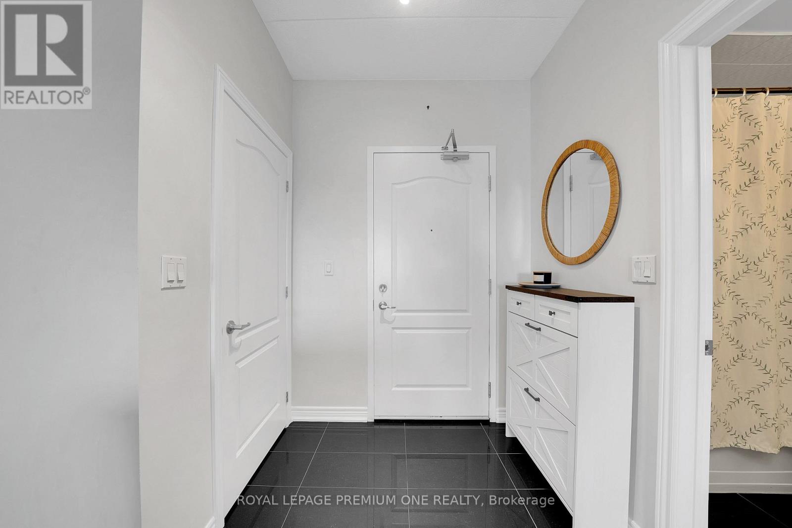 #508 1419 COSTIGAN ROAD - 9