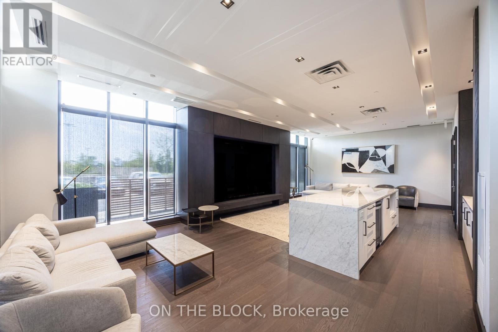 #810 1461 LAWRENCE AVENUE W - 27