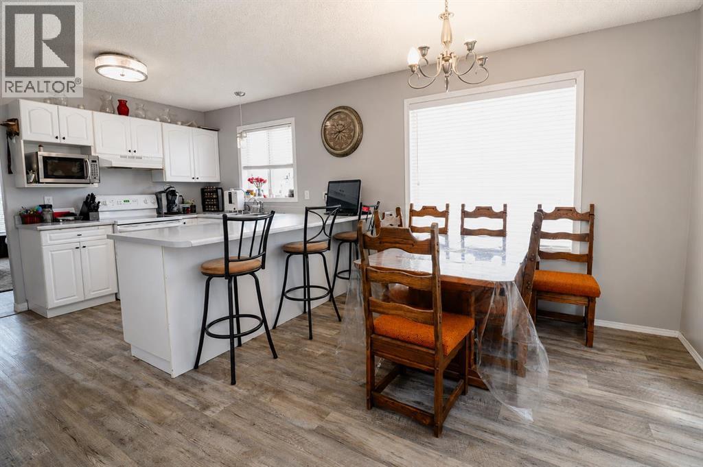 11329 92B Street - 10